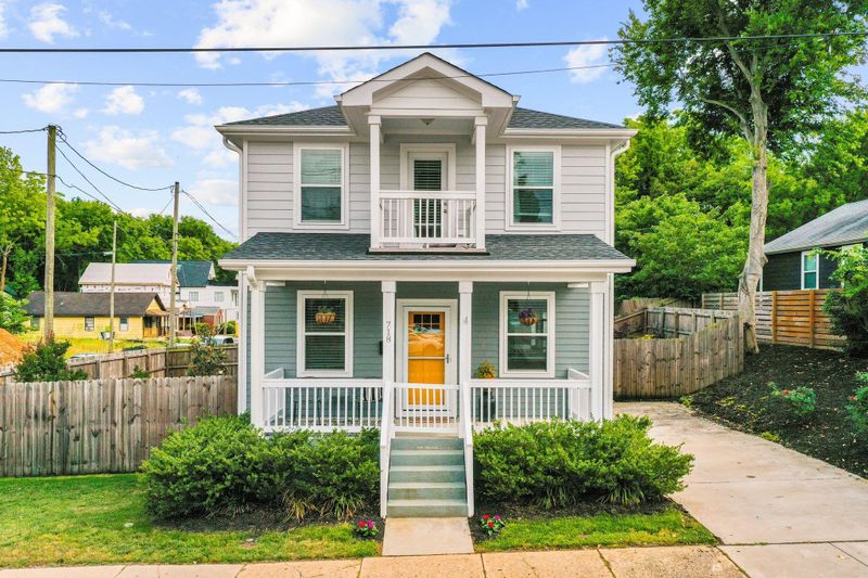 718 E Davie St, Raleigh, NC 27610