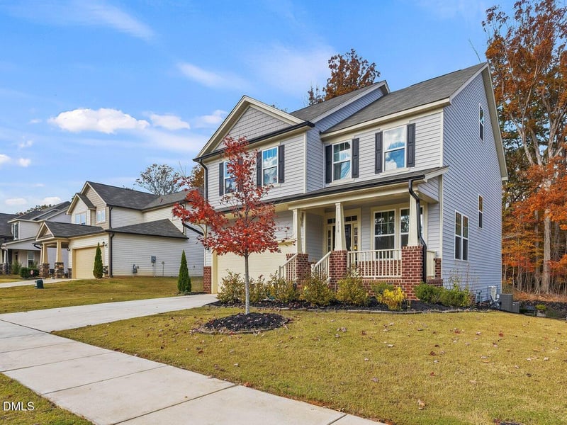 718 Heartpine Dr, Mebane, NC 27302