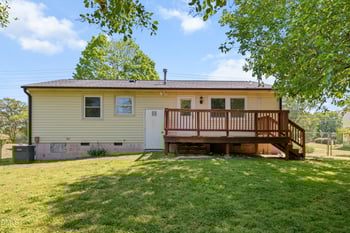 718 Hughes St, Apex, NC 27502