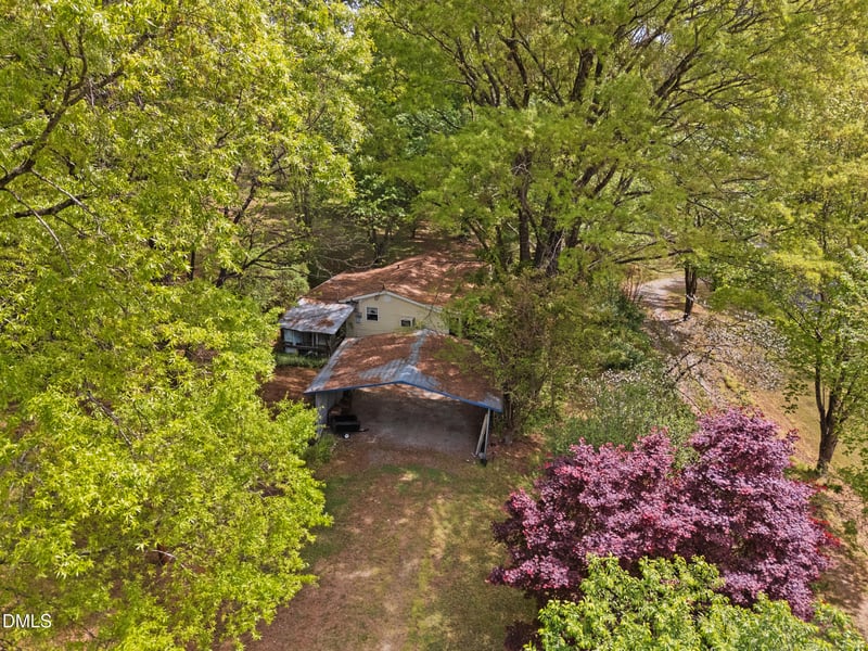 718 Jones Ferry Rd, Chapel Hill, NC 27516