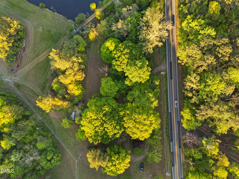 718 Jones Ferry Rd, Chapel Hill, NC 27516
