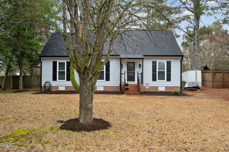 718 E Maple Ln, Fuquay Varina, NC 27526