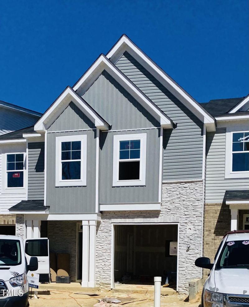 718 Putney Hill Rd #189, Zebulon, NC 27597