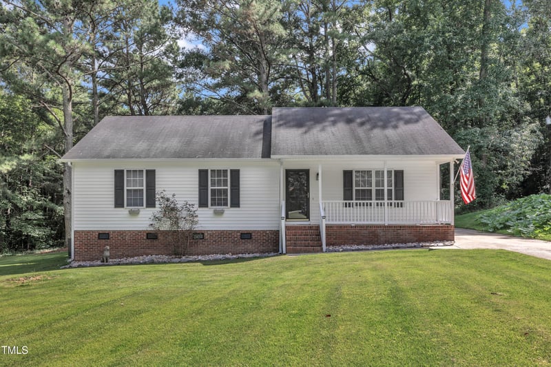 718 Winston Rd, Clayton, NC 27520