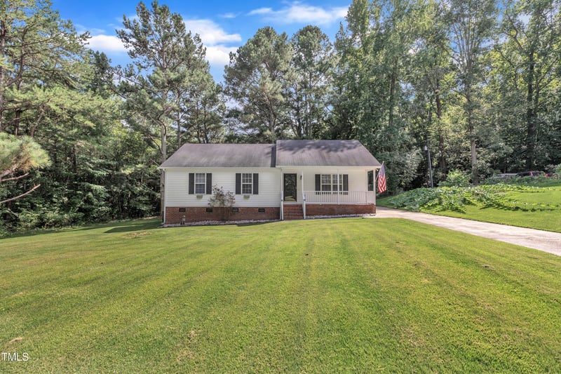 718 Winston Rd, Clayton, NC 27520
