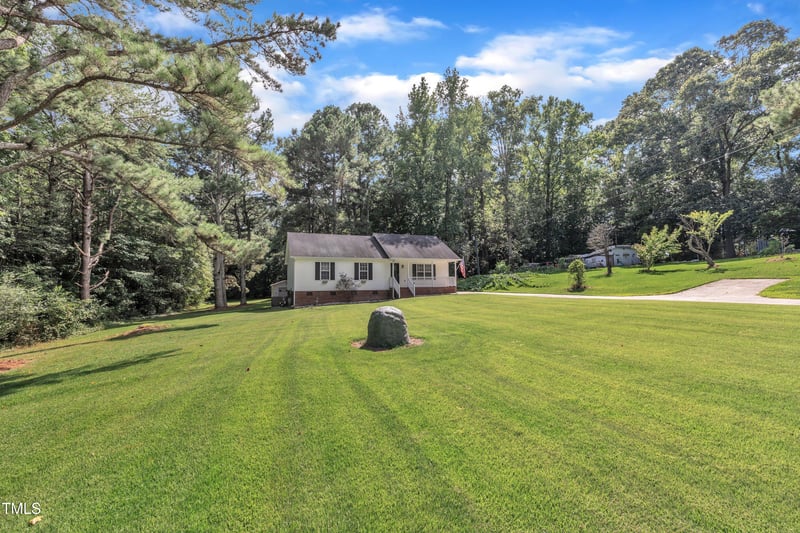 718 Winston Rd, Clayton, NC 27520