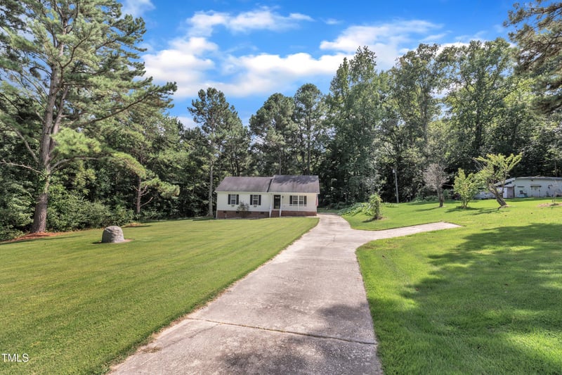 718 Winston Rd, Clayton, NC 27520