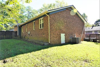 7183 Evanston St, Fayetteville, NC 28314