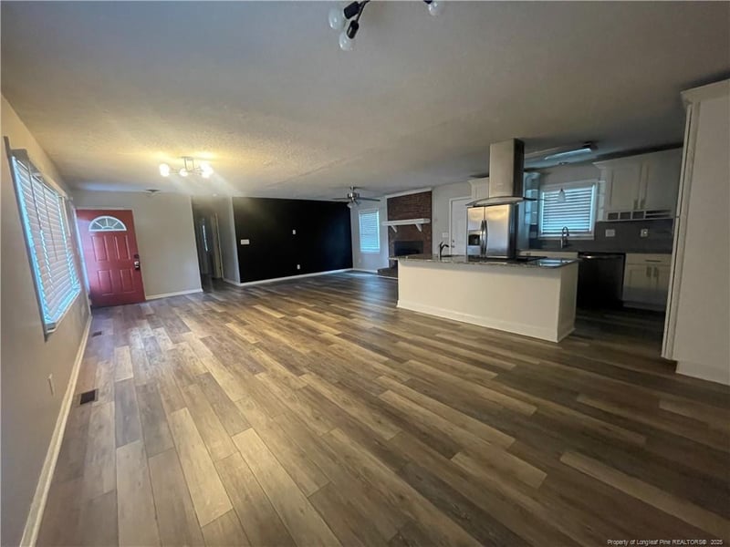 7183 Largo Pl, Fayetteville, NC 28314