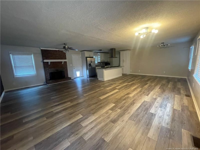 7183 Largo Pl, Fayetteville, NC 28314