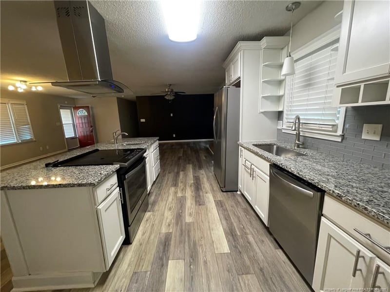 7183 Largo Pl, Fayetteville, NC 28314