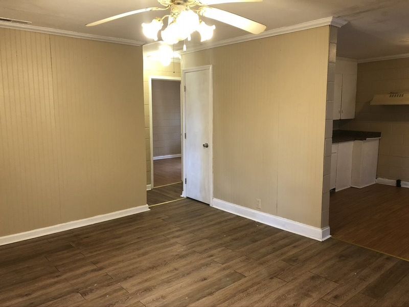 718720 Woodland Rd, Raleigh, NC 27603