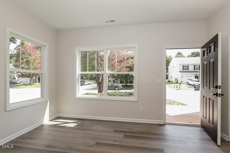 719 Blue Lake Dr, Mebane, NC 27302