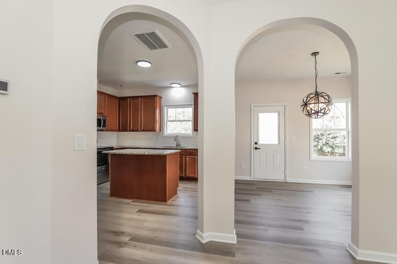 719 Blue Lake Dr, Mebane, NC 27302