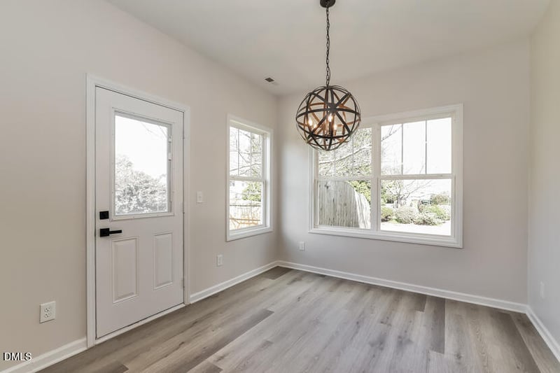 719 Blue Lake Dr, Mebane, NC 27302