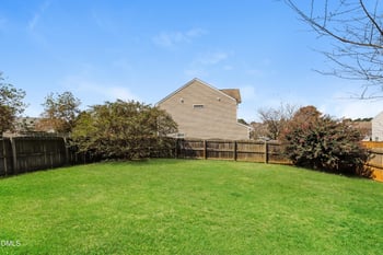 719 Blue Lake Dr, Mebane, NC 27302