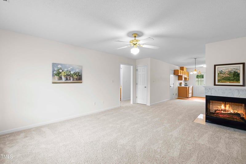 719 Center St, Apex, NC 27502