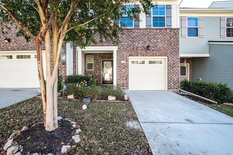 719 Davenbury Way, Cary, NC 27513
