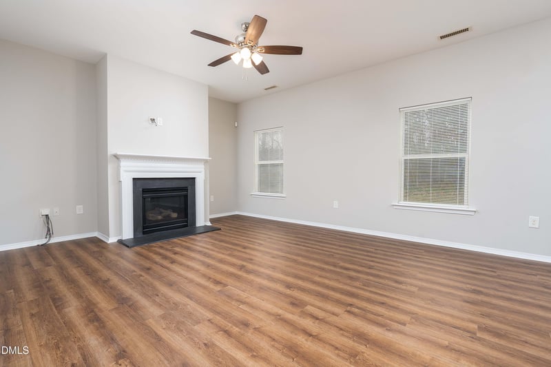 719 Glade Aster Dr, Durham, NC 27704