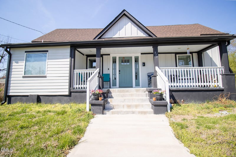 719 S Main St, Roxboro, NC 27573
