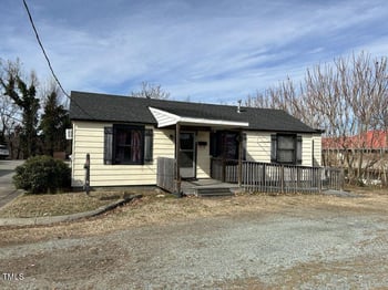 719 N Main St, Roxboro, NC 27573