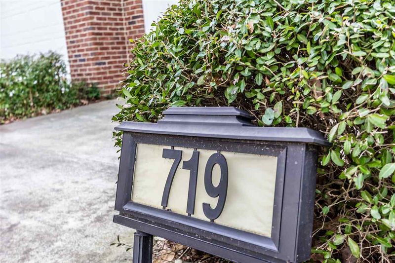 719 Quiet Woods Pl, Durham, NC 27712
