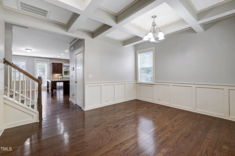 719 Shoals Lake Dr, Fuquay Varina, NC 27526