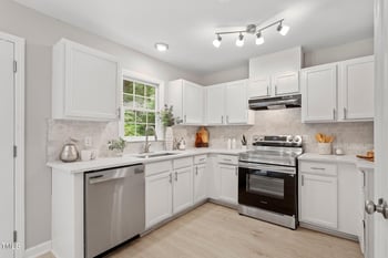 719 St Catherines Dr, Wake Forest, NC 27587