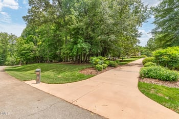 719 Still Meadow Ln, Hillsborough, NC 27278