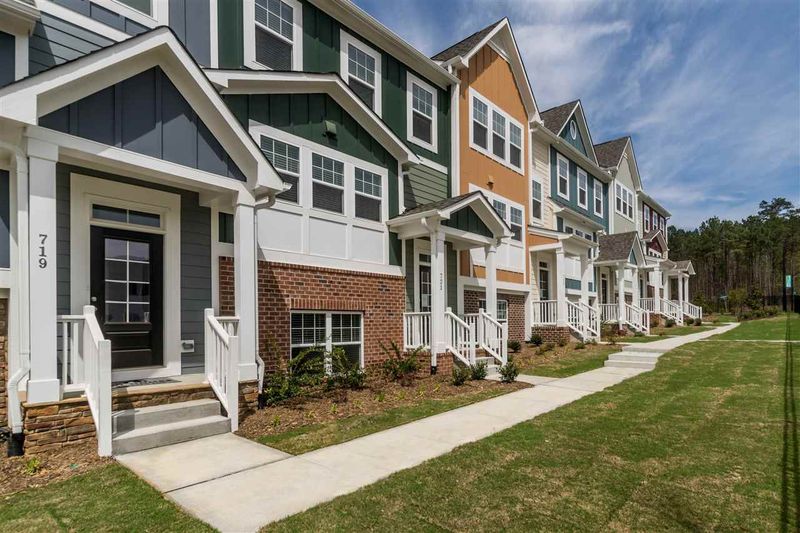 719 Traditions Grande Blvd, Wake Forest, NC 27587