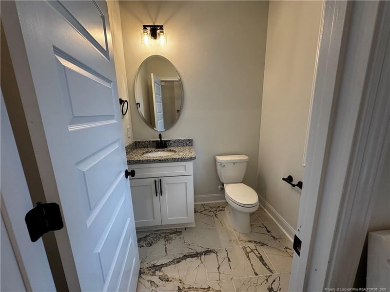 7194 Manassas St, Fayetteville, NC 28304