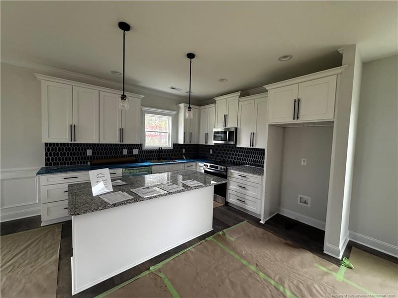 7198 Manassas St, Fayetteville, NC 28304