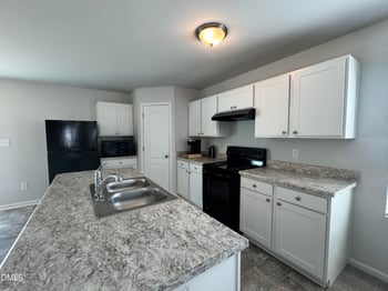 72 Betty Ann St, Dunn, NC 28334