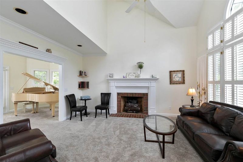 72 Brightleaf Ct, Angier, NC 27501
