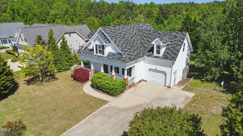 72 Cokesbury Park Ln, Fuquay Varina, NC 27526