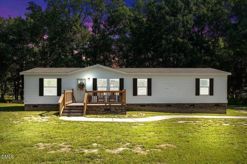 72 Crocker Rd, Smithfield, NC 27577