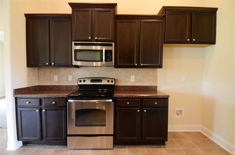 72 Crosscreek Ln, Angier, NC 27501