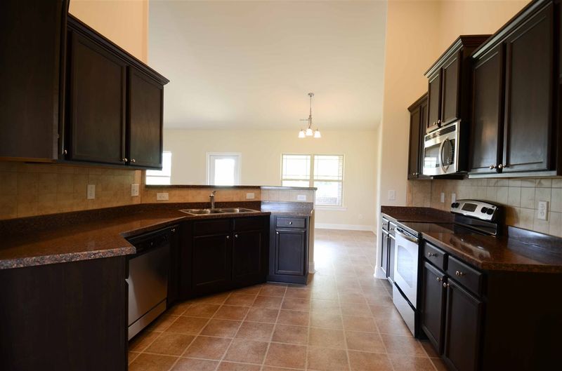 72 Crosscreek Ln, Angier, NC 27501