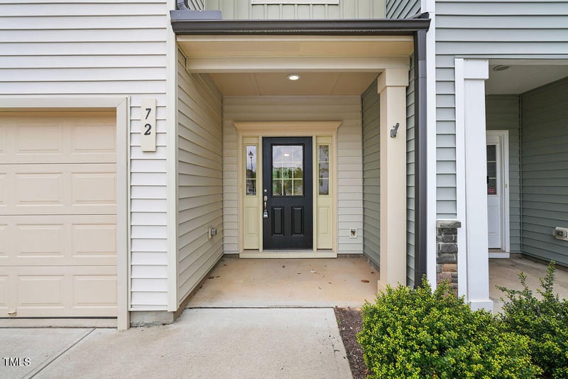 72 Grey Abbey Dr, Clayton, NC 27527