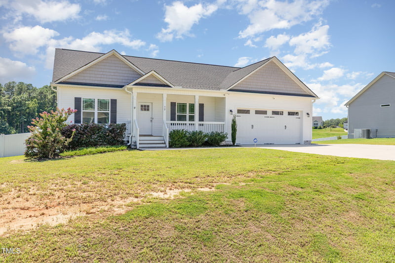 72 Hound Dog Ln, Smithfield, NC 27577