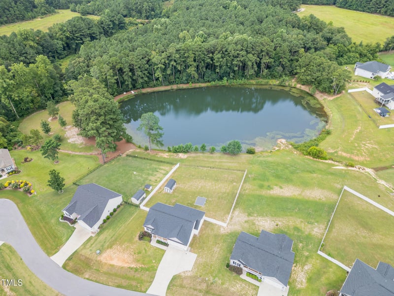 72 Hound Dog Ln, Smithfield, NC 27577