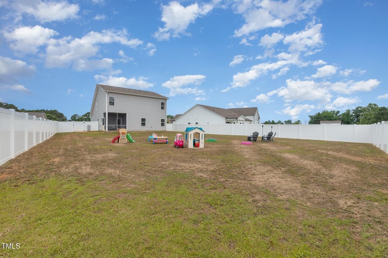 72 Ina Rose Ln, Four Oaks, NC 27524