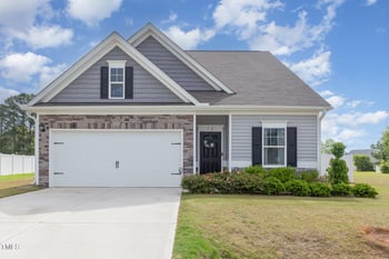 72 Ina Rose Ln, Four Oaks, NC 27524