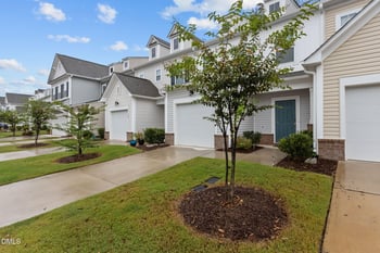72 Little Leaf Ln, Clayton, NC 27527