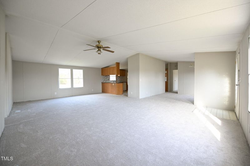 72 Loop Rd, Archer Lodge, NC 27527