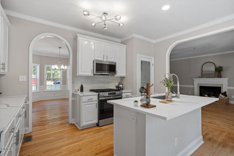 72 Montpelier Ln, Clayton, NC 27527