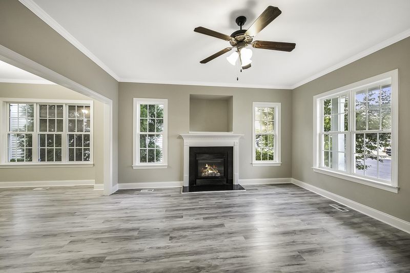 72 Radcliffe Ct, Clayton, NC 27527