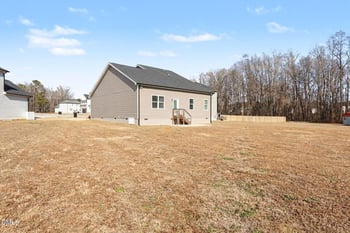 72 Shinning Pearl Ct, Smithfield, NC 27577