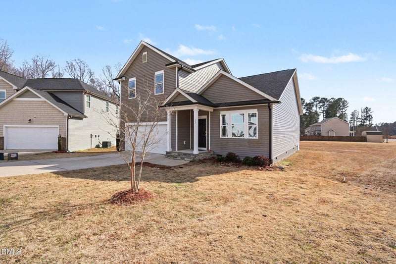 72 Shinning Pearl Ct, Smithfield, NC 27577