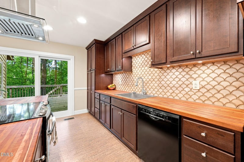 72 Stoneridge Rd #72, Durham, NC 27705